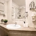 Charming Apartment, Wawel & Old Town Apartman Krakkó